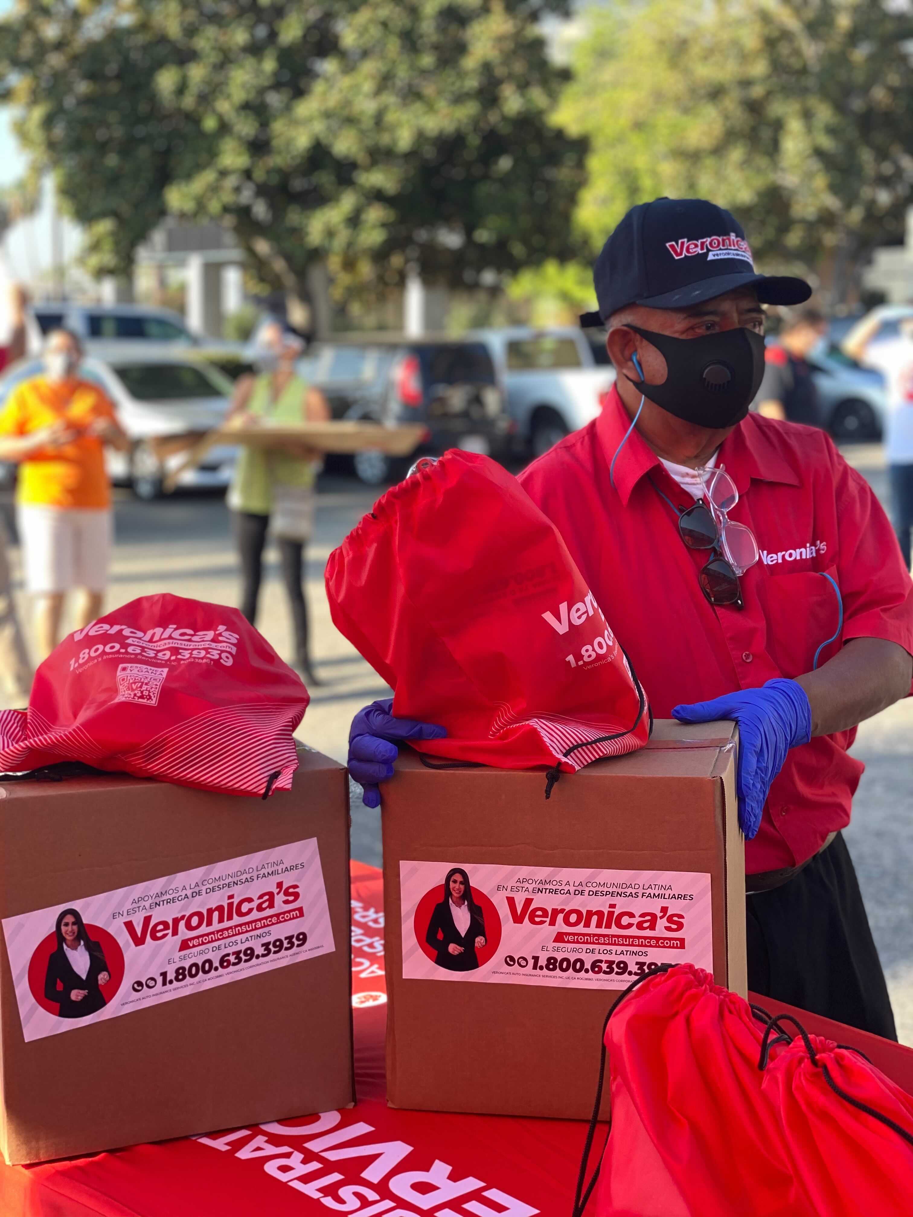 Volunteers working together